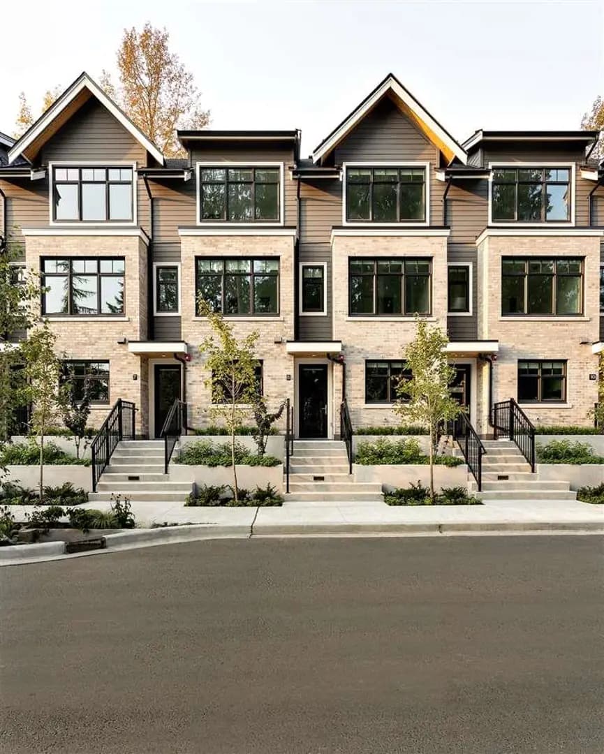 Holland Row Townhouse - North Vancouver