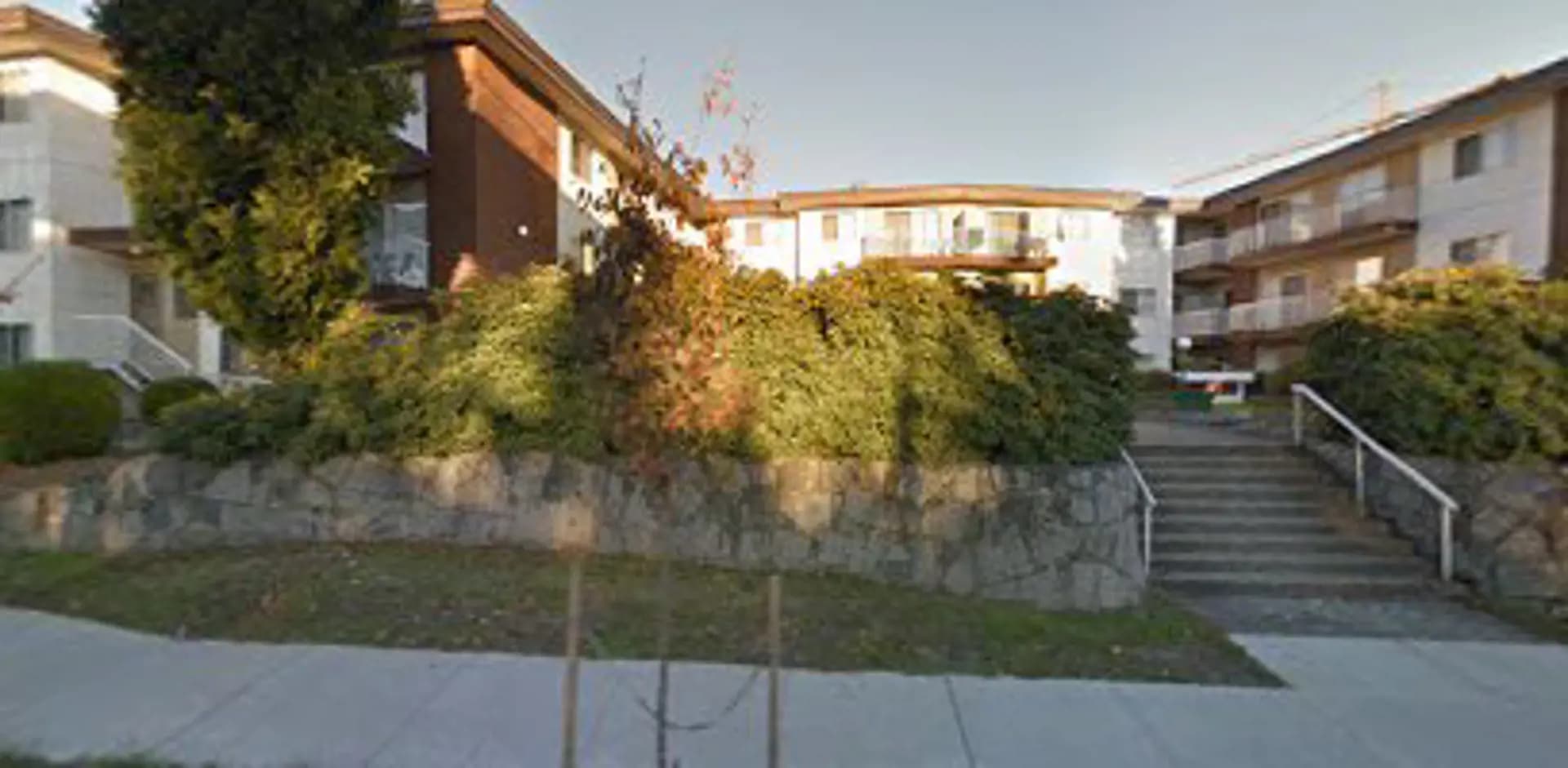 Band Condos - Coquitlam