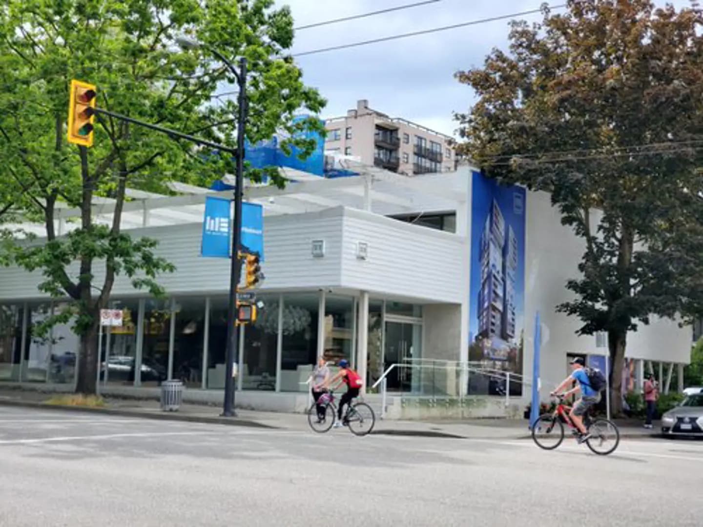 1818 Alberni Condos - View 2