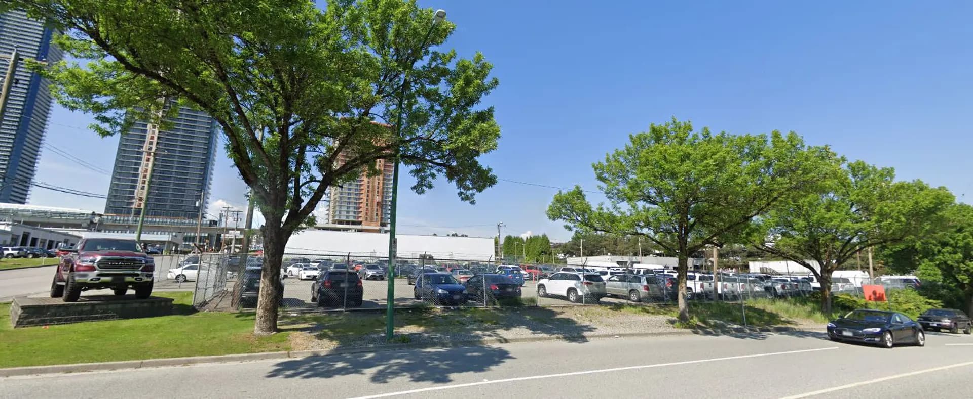 Brentwood Block Condos - Main View