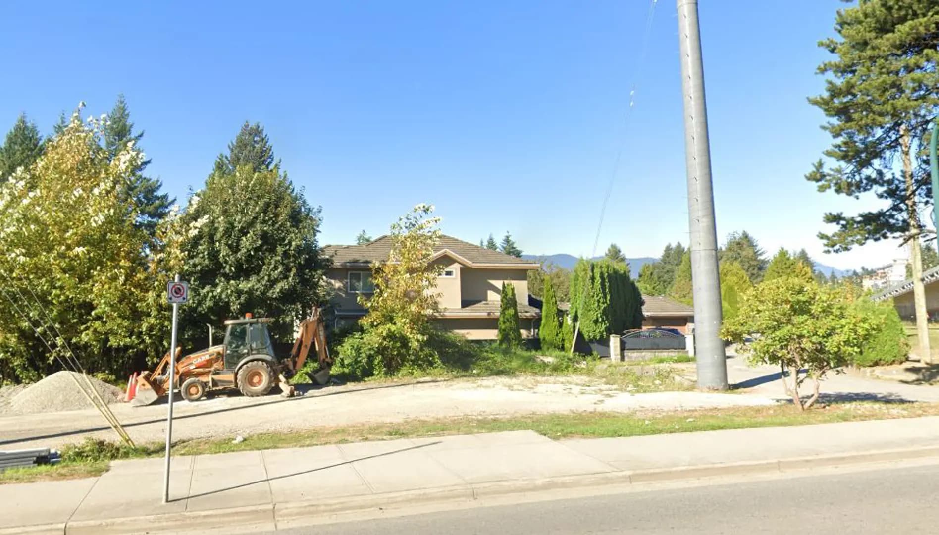 Elmwood Condos - View 3