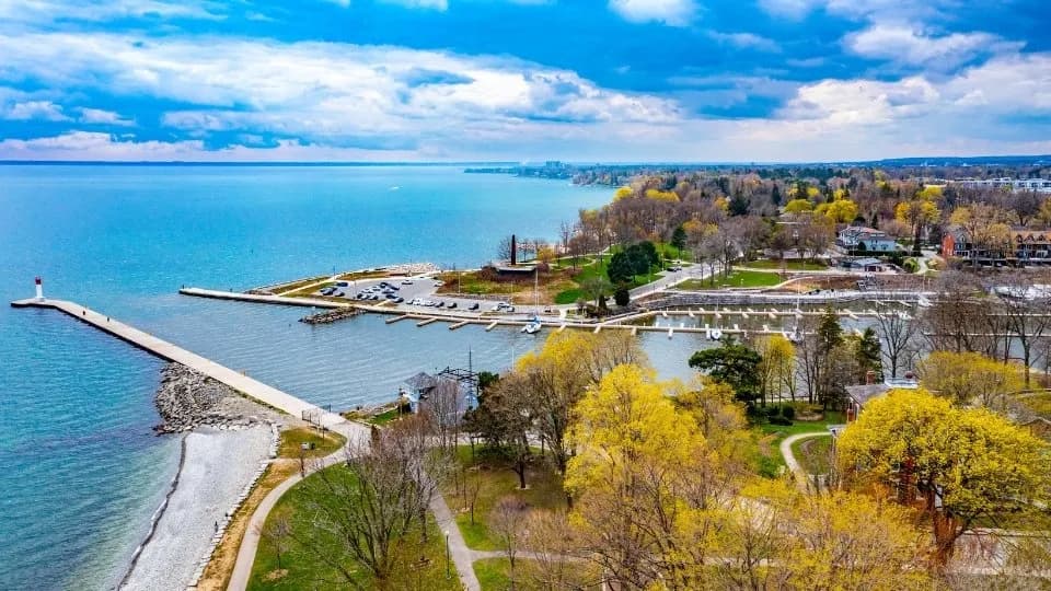 Oakville Homes for sale MLS Listings