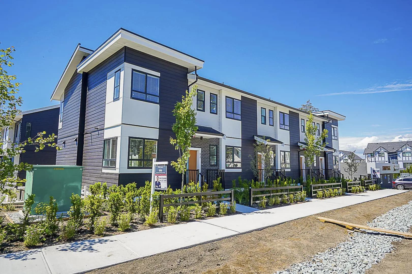 Oak Meadows Towns Surrey