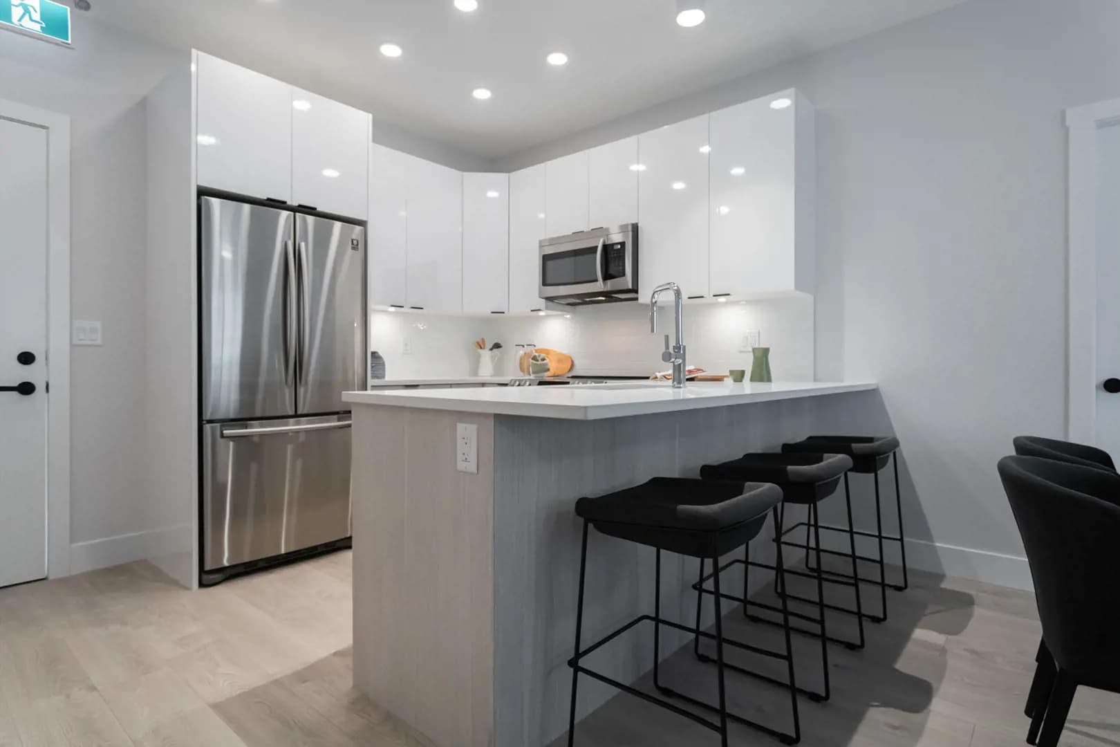 Icon Condos - Langley