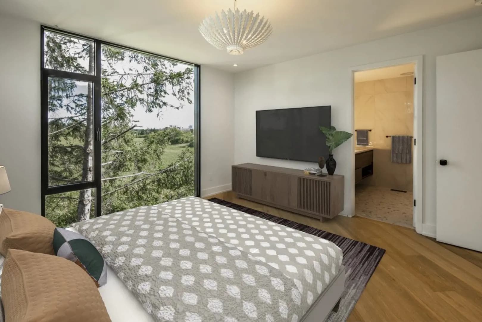 Peridot Ottawa