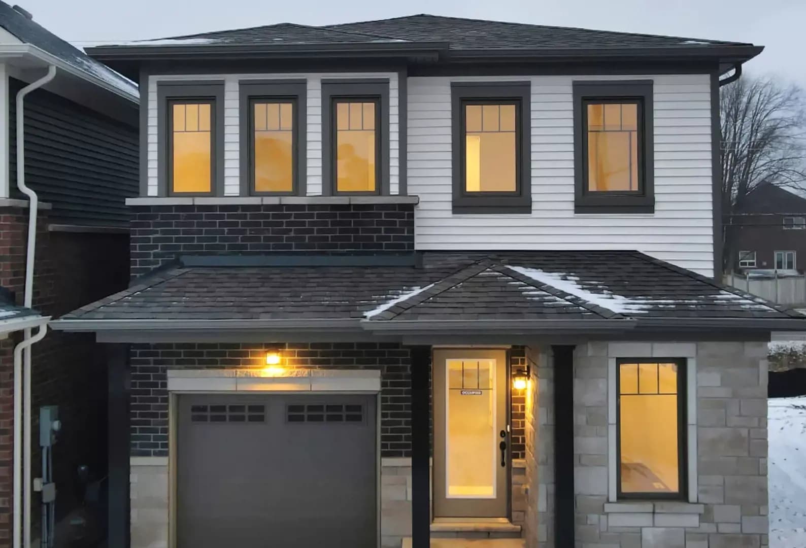 Hewitt's Gate - Barrie
