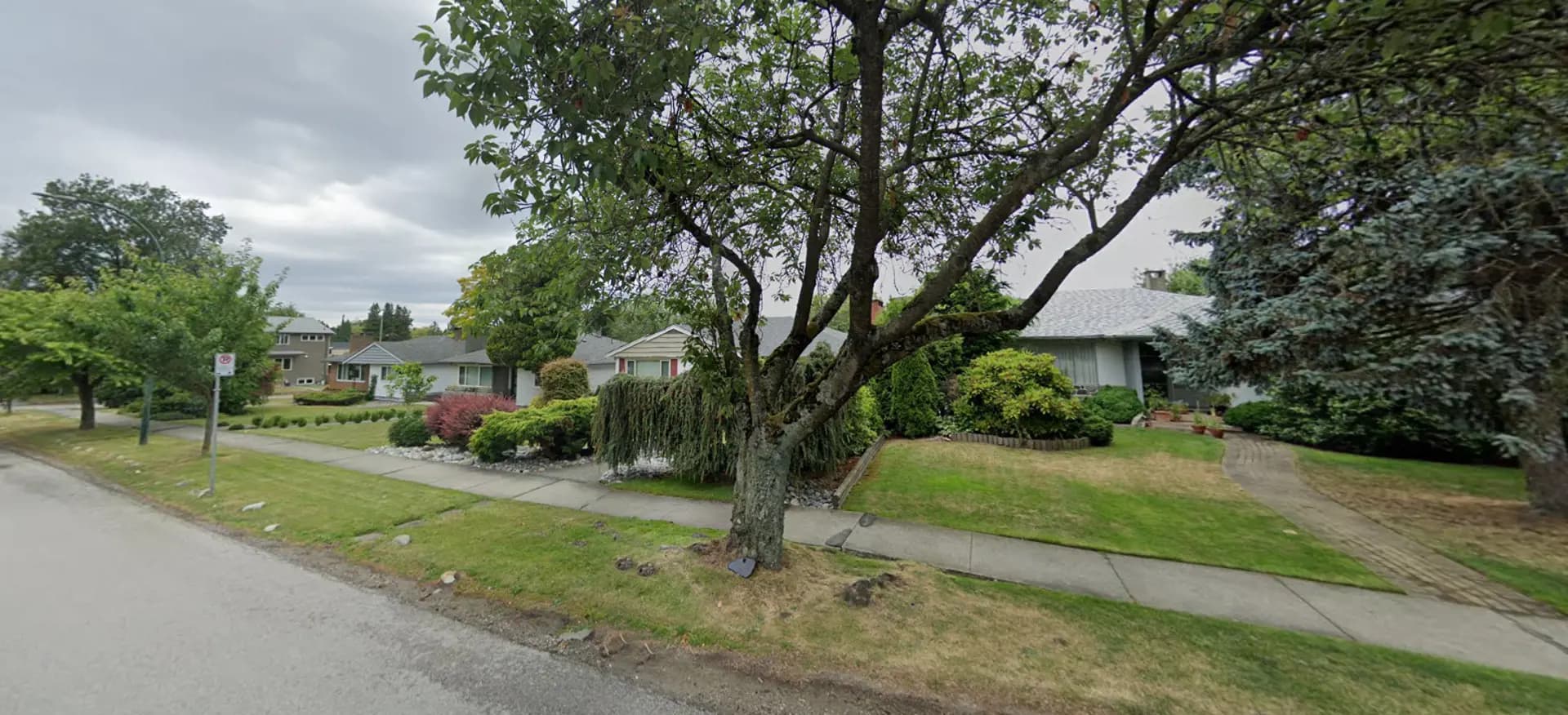 Avenue 33 Towns Vancouver